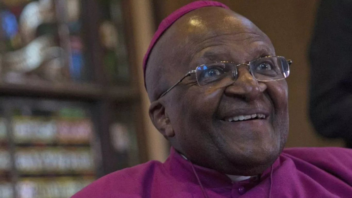 Falleció Desmond Tutu, el Nobel Nobel de Paz sudafricano