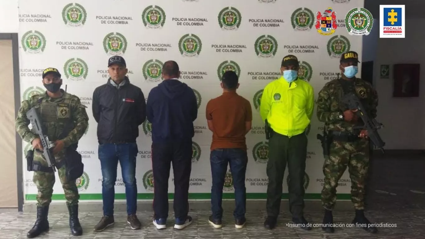 Oficiales activos judicializados por irregularidad en pago de recompensas