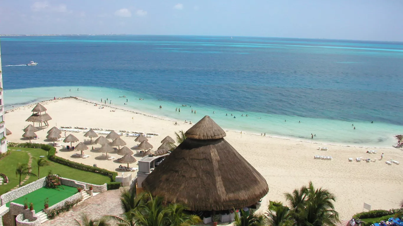 Playa Langosta, zona turística de Cancún,