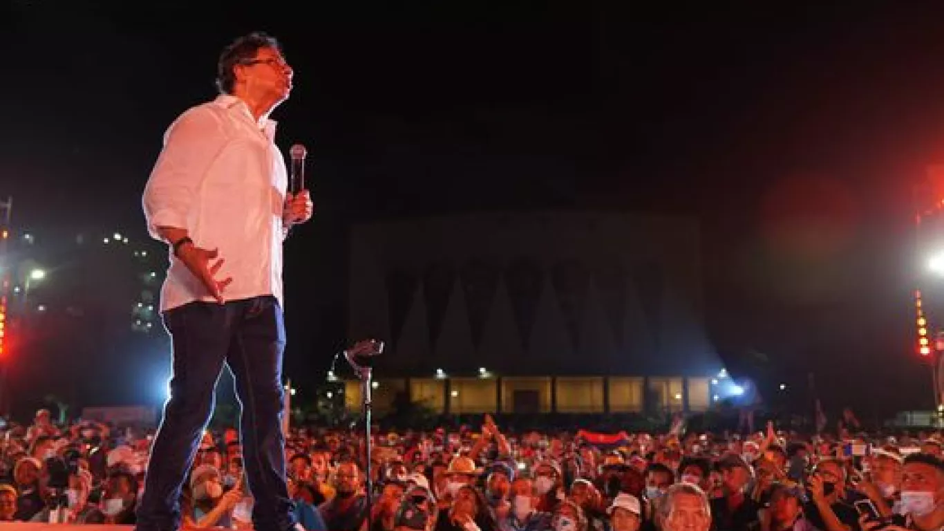 Gustavo Petro arrasa en la tierra de los Char, según nueva encuesta