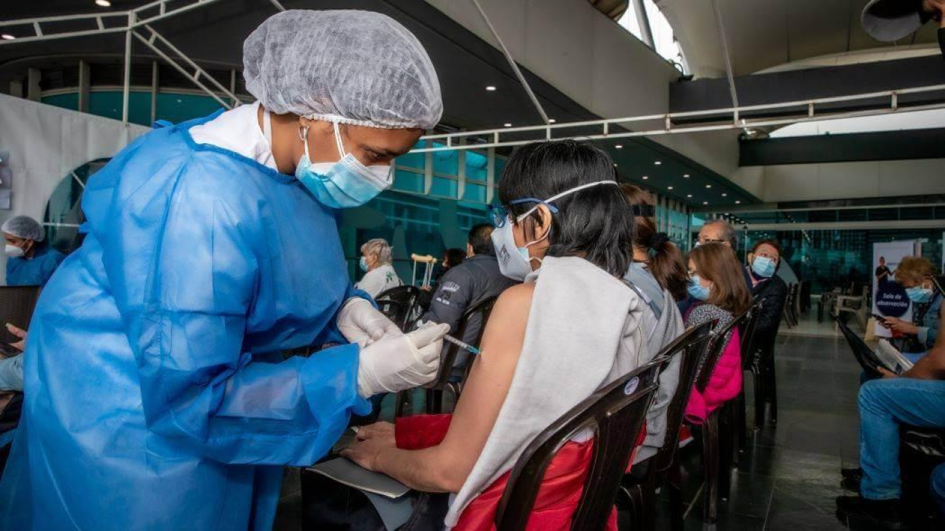Bogotá recibió 35.100 dosis de vacunas Pfizer
