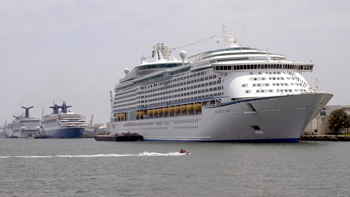 Nuevas medidas para viajeros que quieran ingresar por vía marítima a Colombia