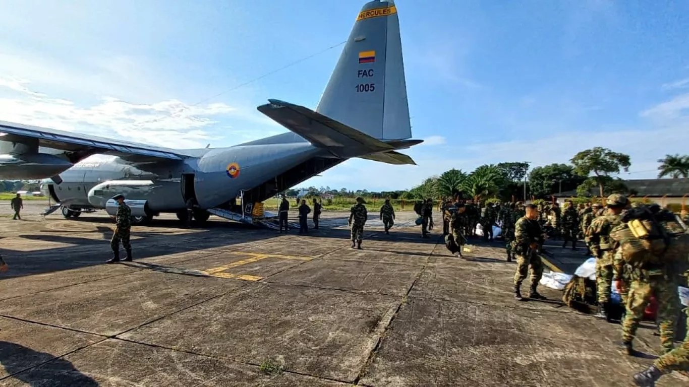 El Ejército Nacional destinó 240 militares para reforzar operaciones en Arauca