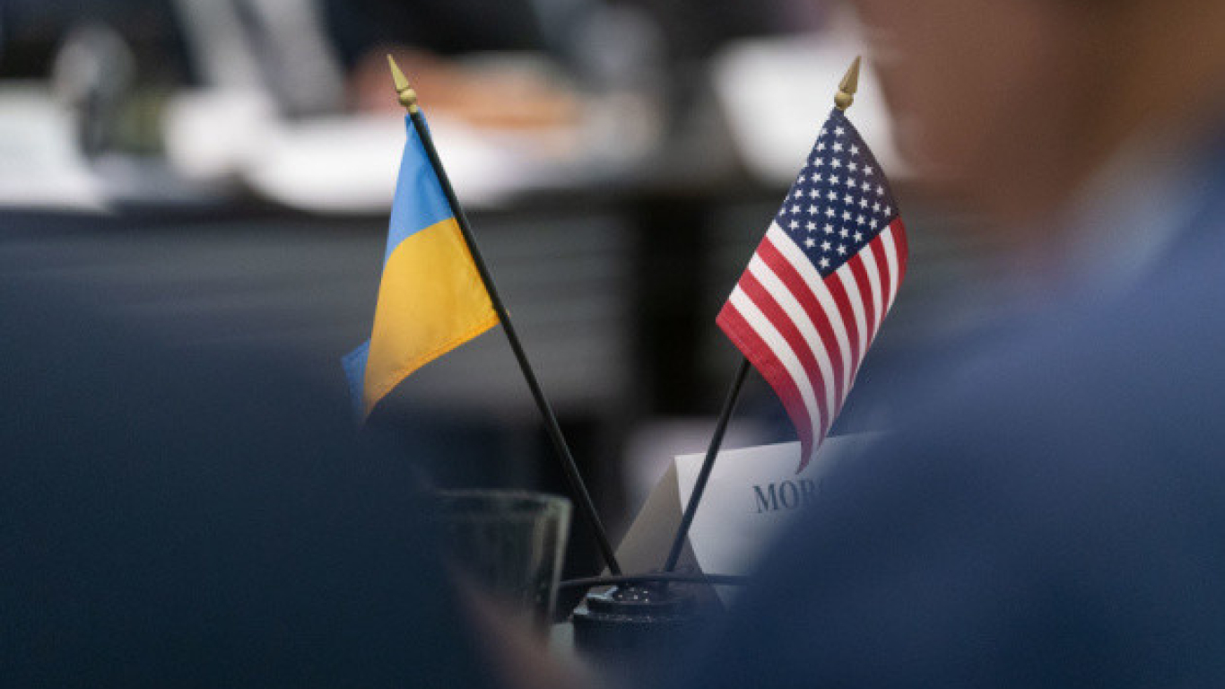 Estados Unidos envía ayuda adicional de $350 millones a Ucrania