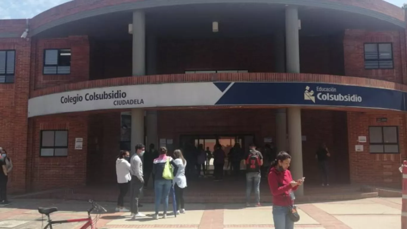 Denuncian abuso contra menor en colegio privado de Bogotá