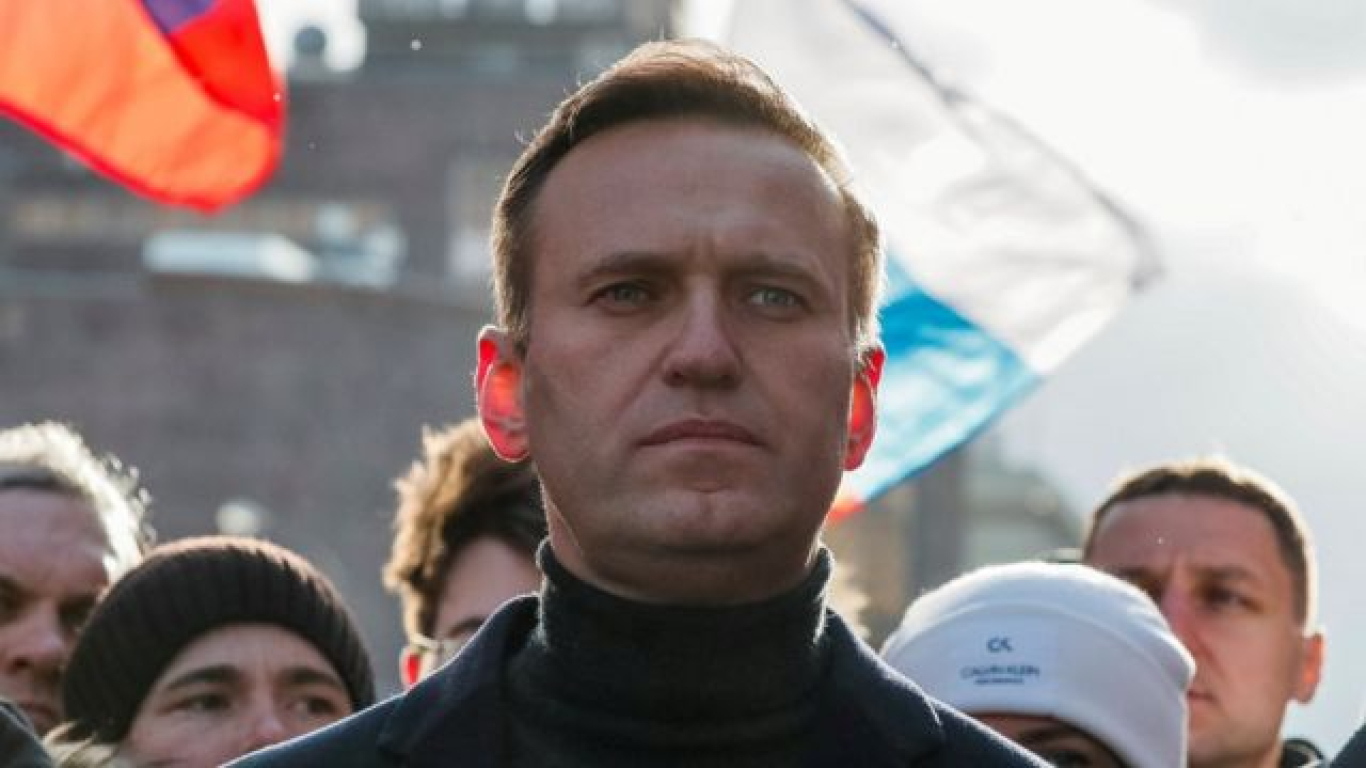 Condenan a nueve años de prisión a líder opositor ruso Alexéi Navalni