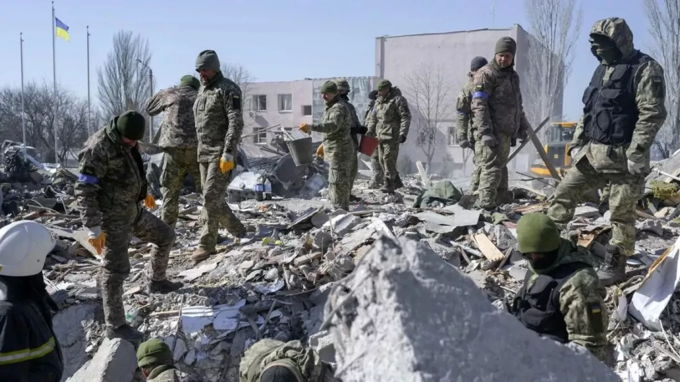 Rusia ataca cuartel militar en Mikolaiv 