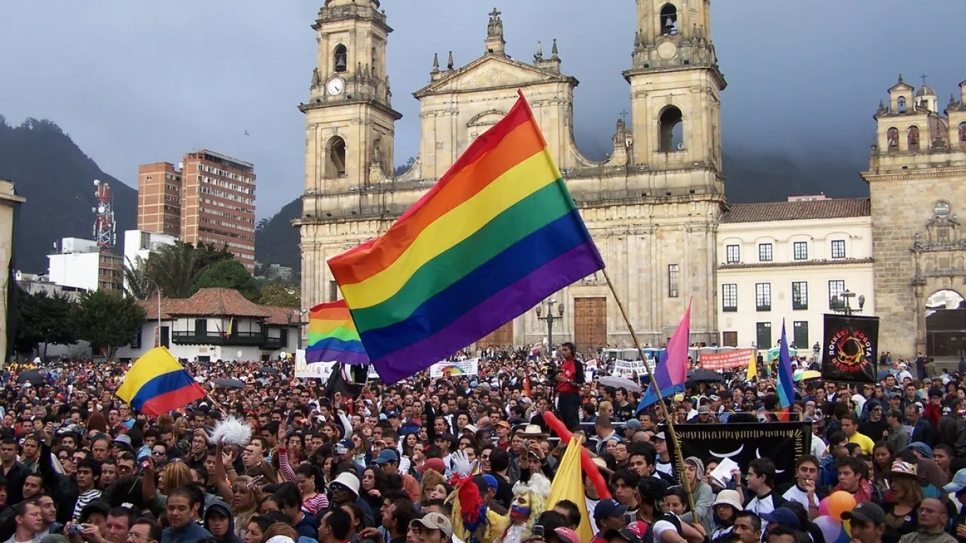 Tres taxistas a responder por torturar y asesinar a mujer trans