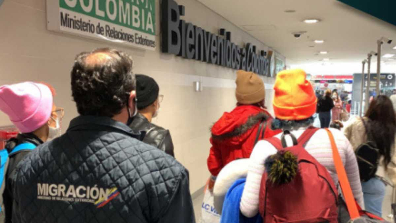 Estados Unidos expulsó a 600 migrantes colombianos
