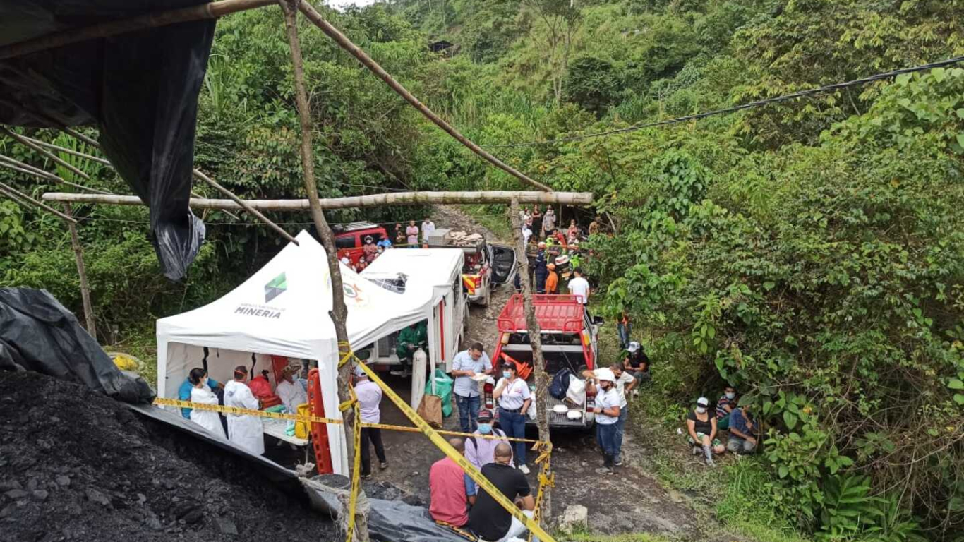 Mineros amaga Antioquia
