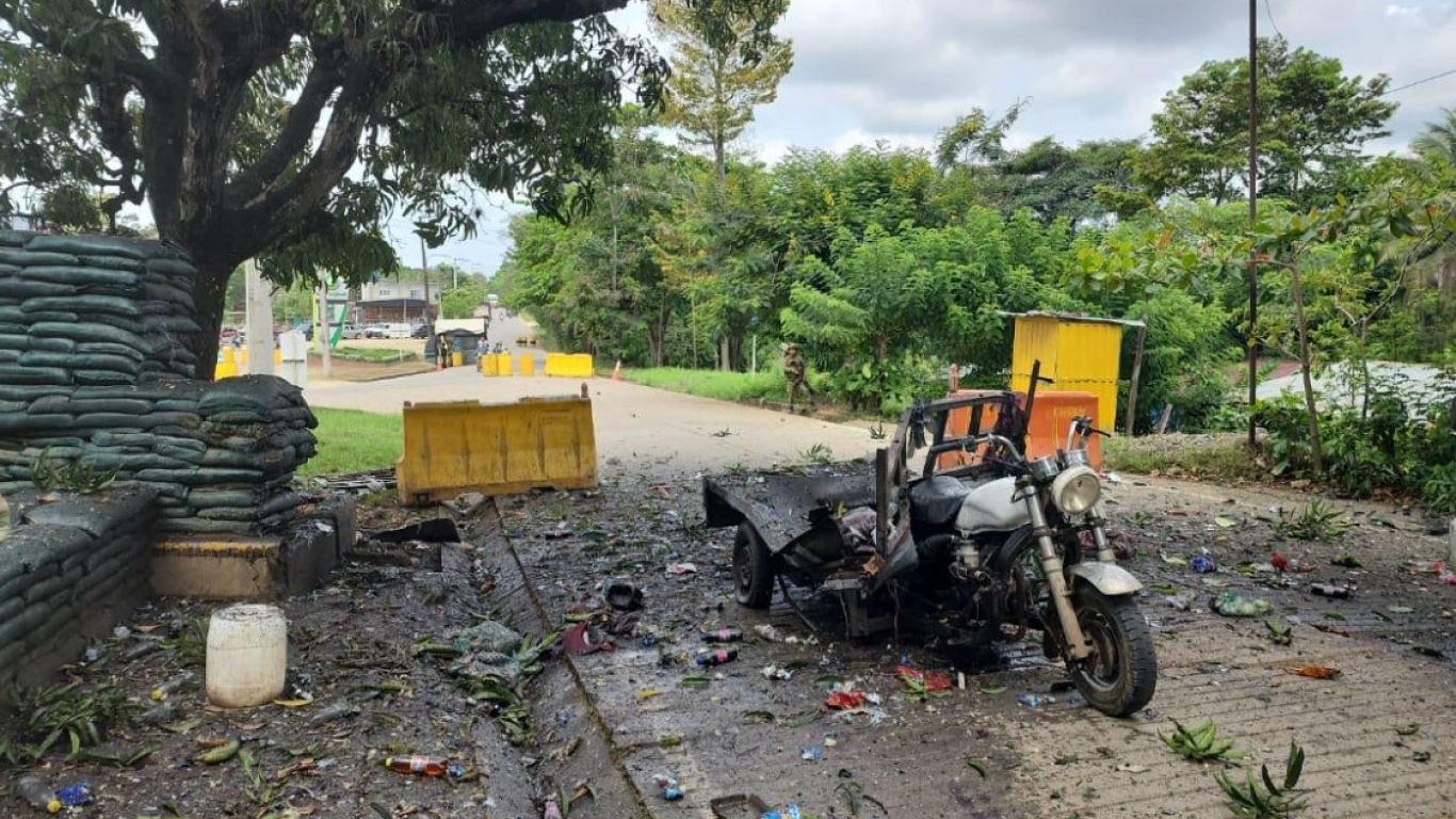 Atentado moto bomba Tibu