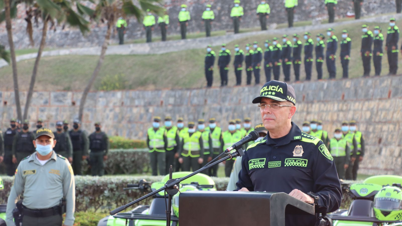 Más de 50 mil policías cuidarán de los colombianos en Semana Santa