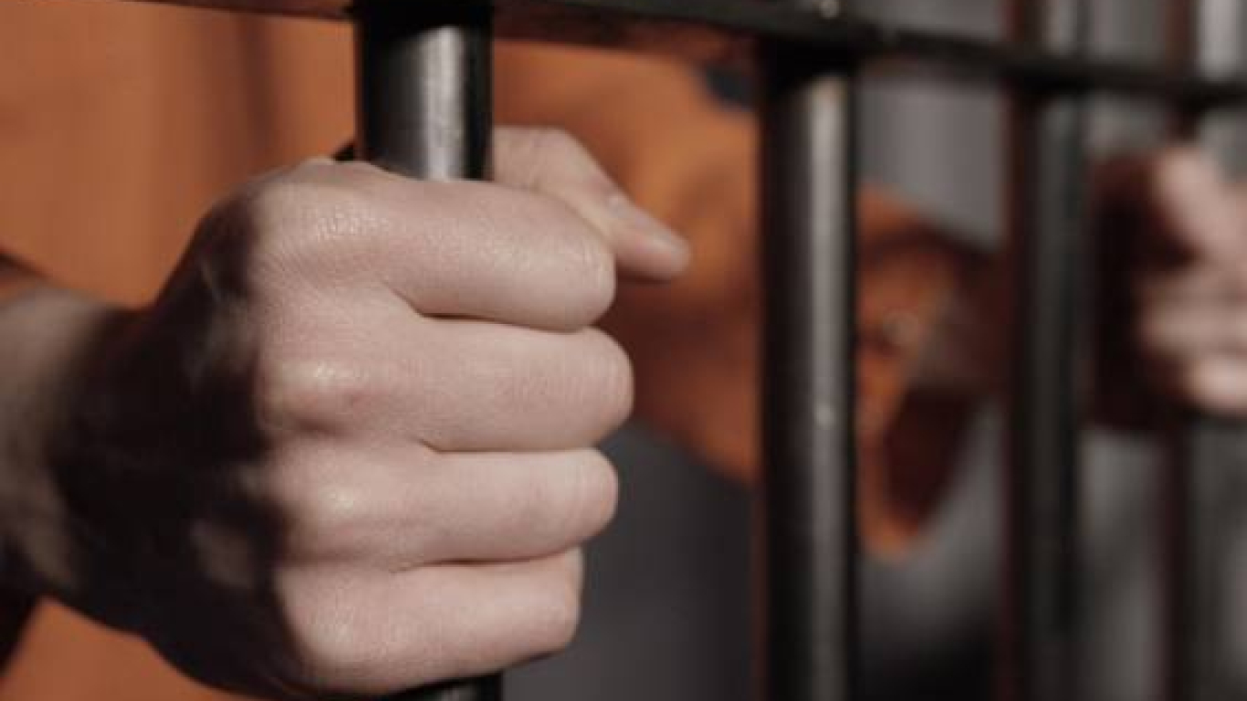Cárcel para hombre que acosó sexualmente a una mujer en Transmilenio