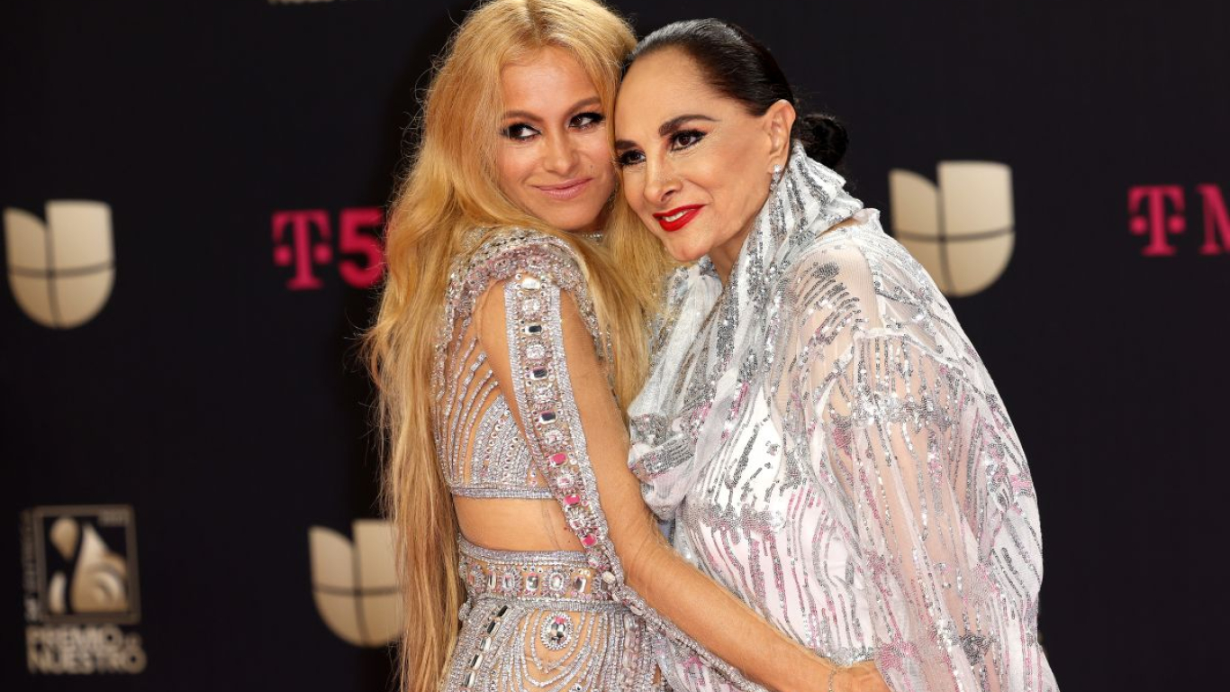 Mama Paulina rubio
