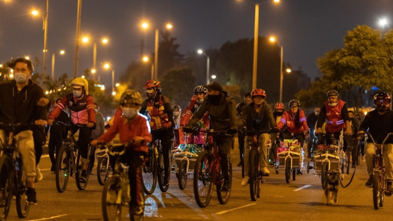 Ciclovía nocturna este jueves 11 de agosto en Bogotá
