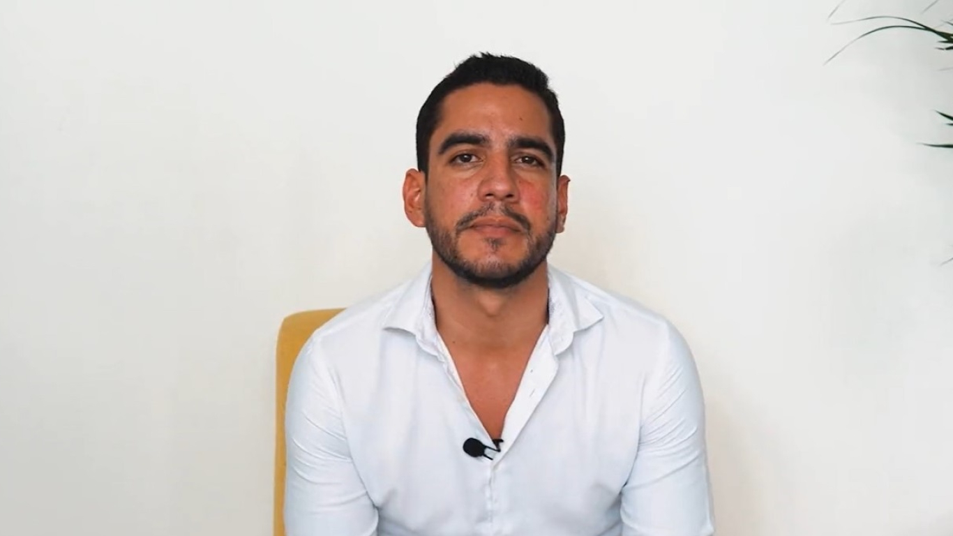 PROBLEMAS DE ALCOHOL DE ALEX FLÓREZ