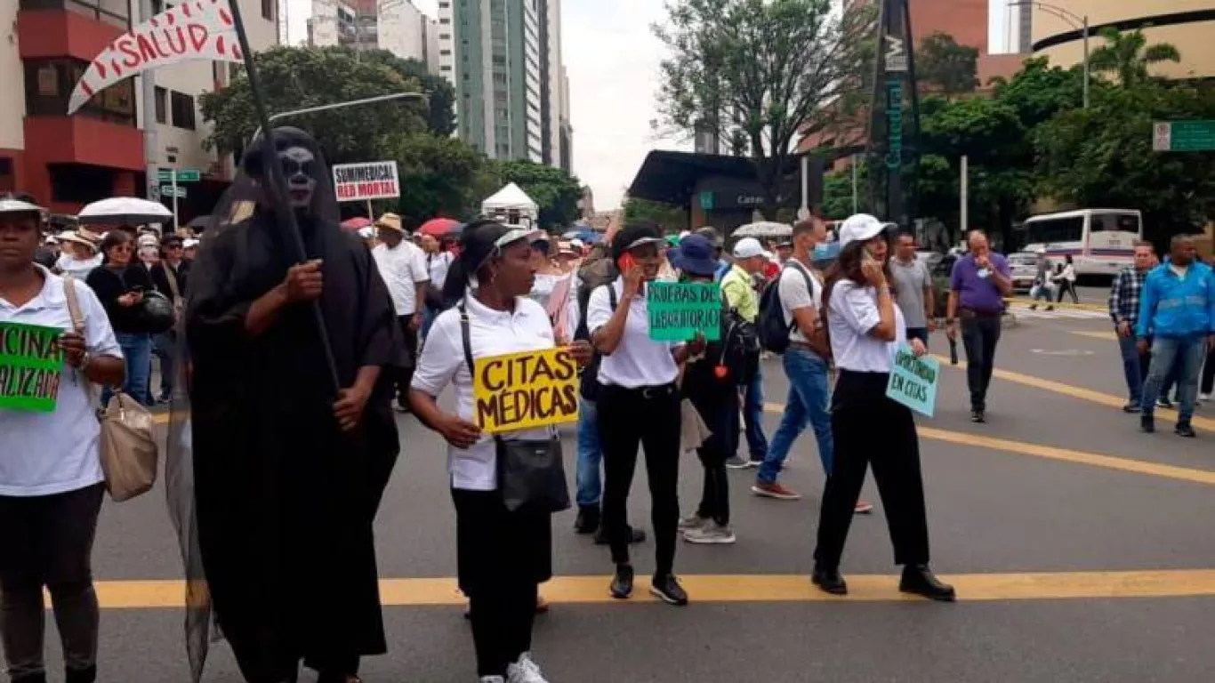 PROTESTA DE PROFESORES MEDELLÍN