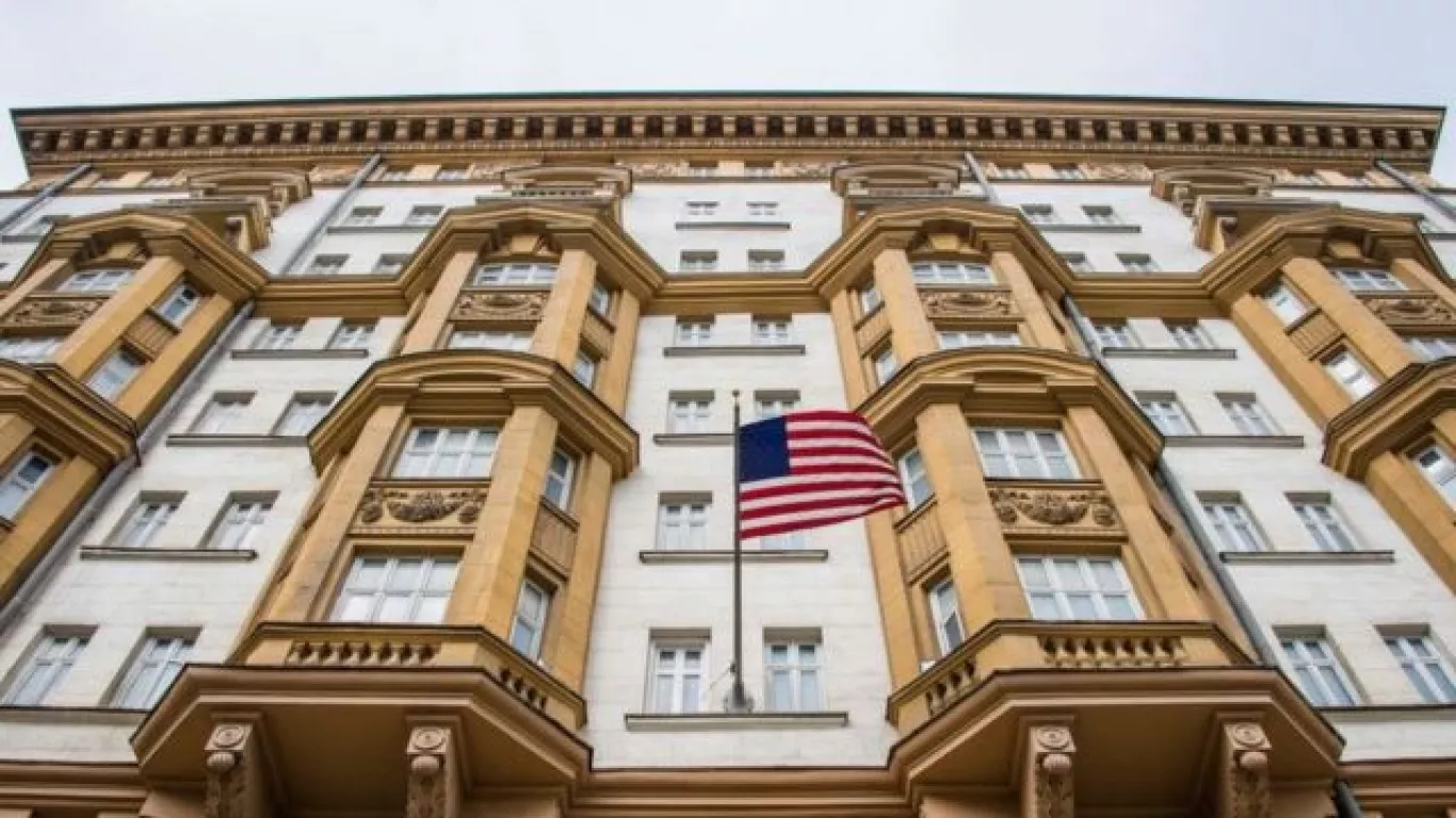 Estados Unidos pide a ciudadanos que vivan en Rusia abandonar de inmediato el país