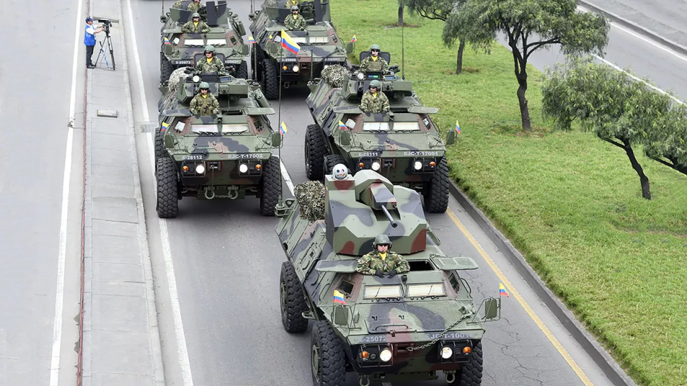 carros militares blindados