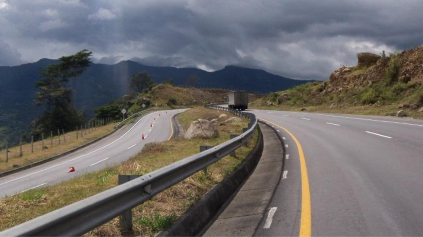 Cierre temporal de la vía Bogotá – Girardot