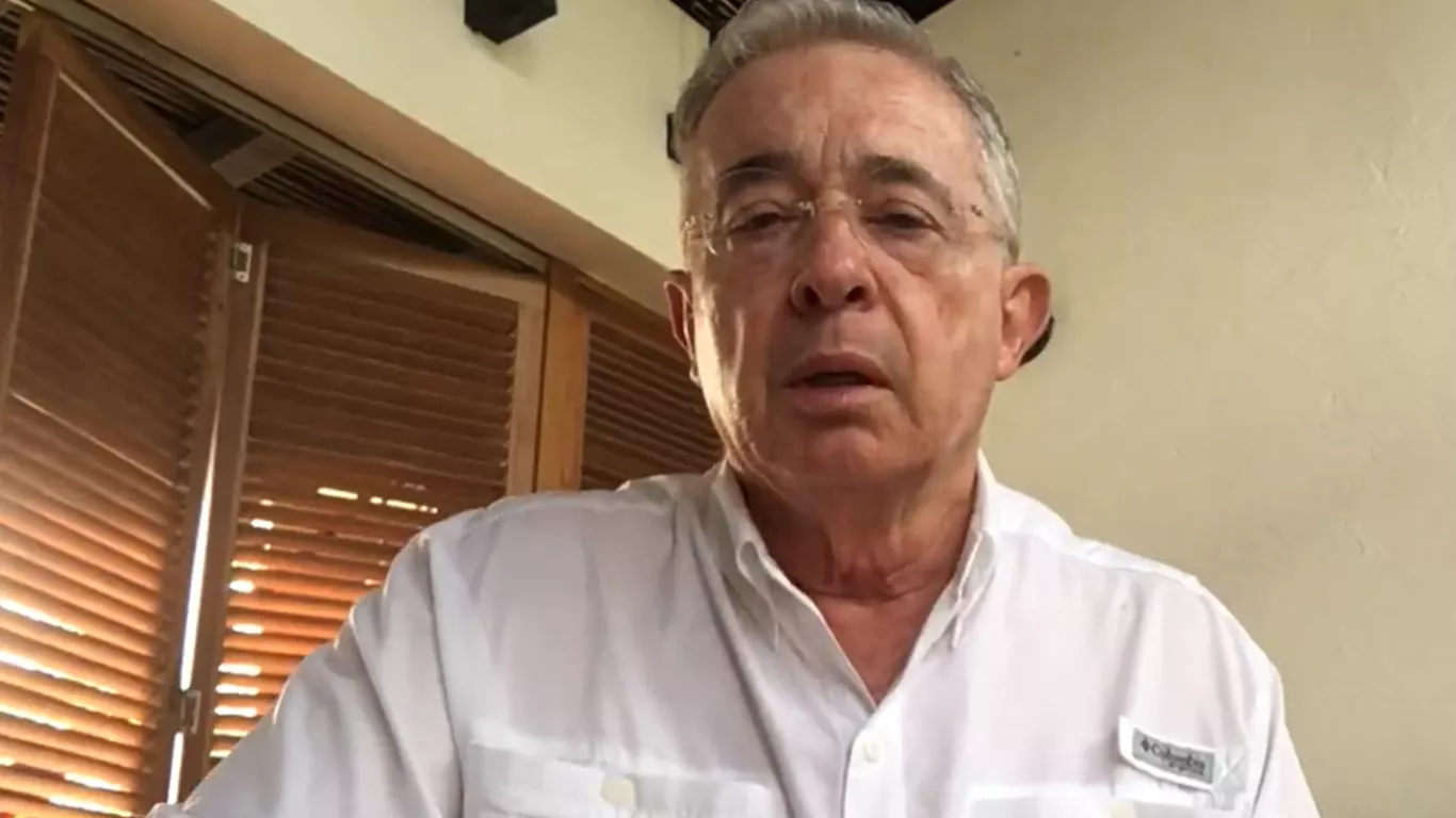 Expresidente Uribe nueva