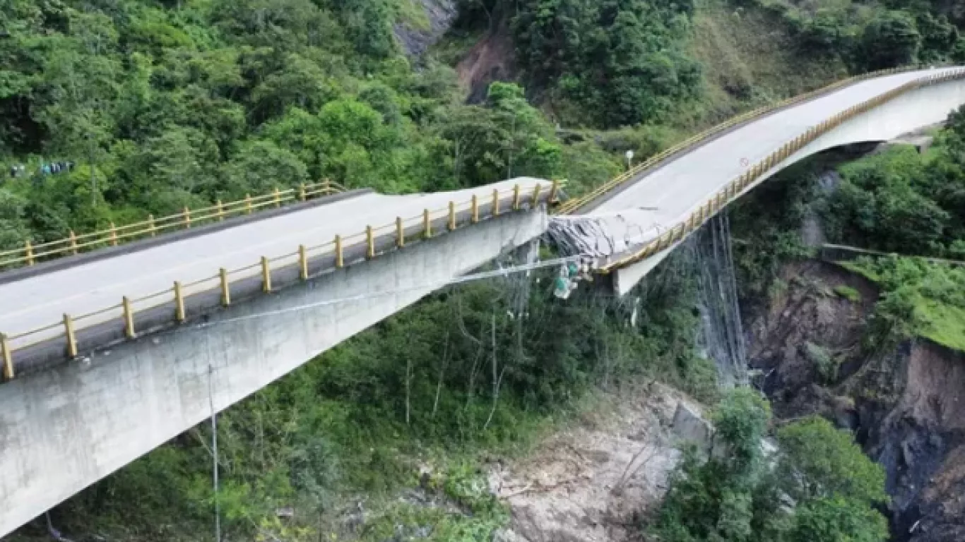 Colapso puente Los Grillos