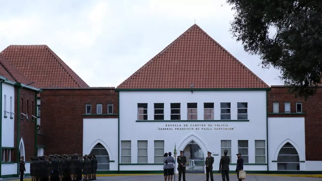 ESCUELA GENERAL SANTANDER