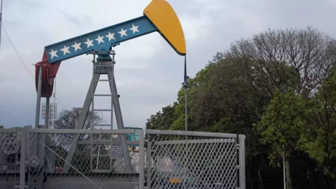 Estados Unidos levanta sanciones a Venezuela