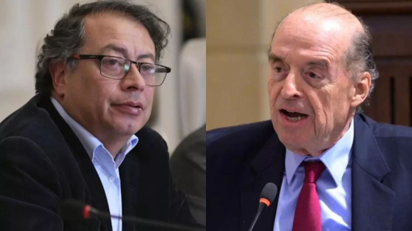 alvaro leyva y gustavo petro