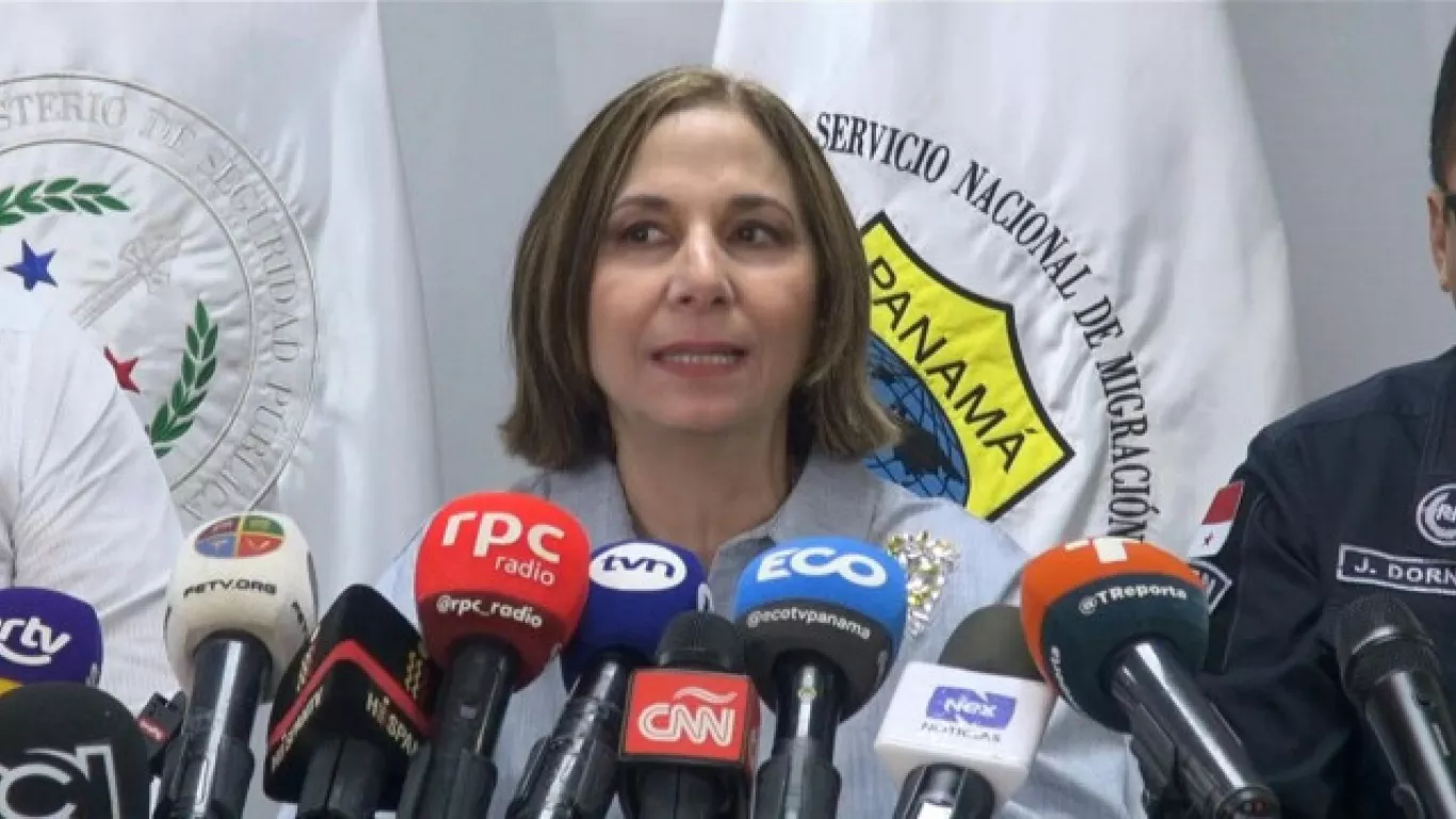 directora de Migración de Panamá, Samira Gozaine