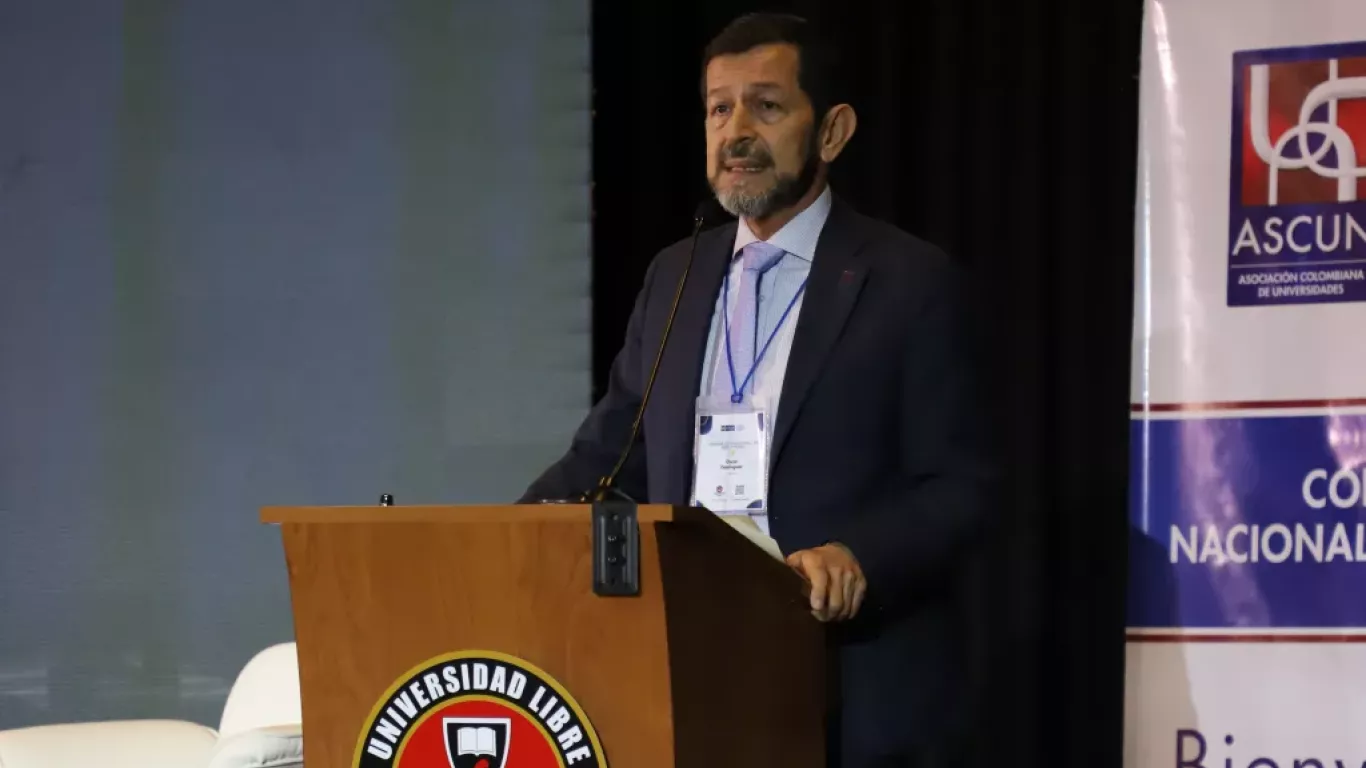 Oscar Domínguez Ascun