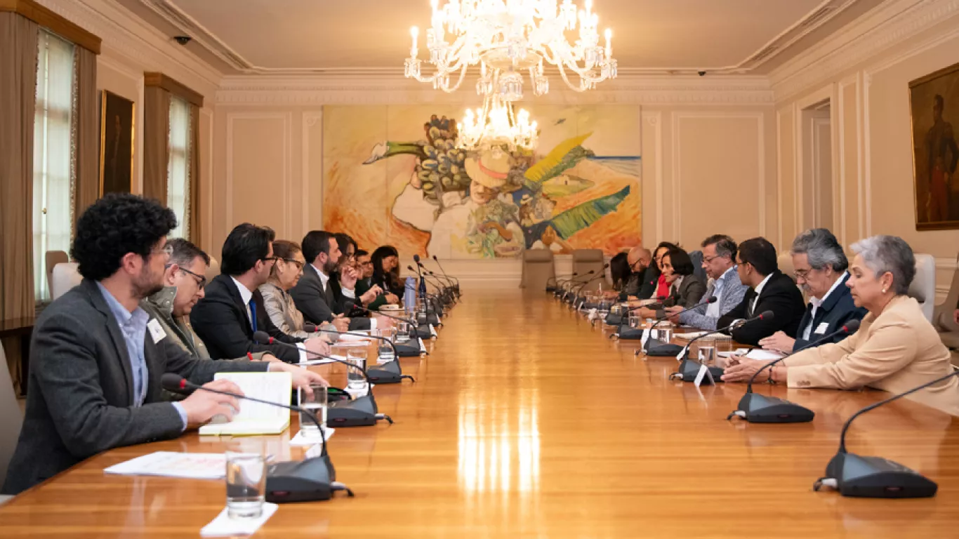 Encuentro Petro Galán