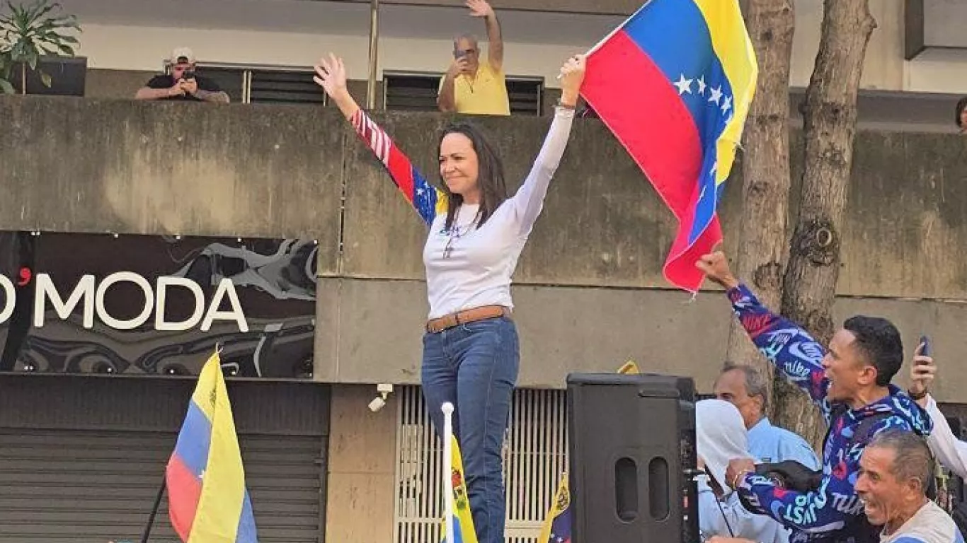 CORINA MACHADO ENERO 10 1