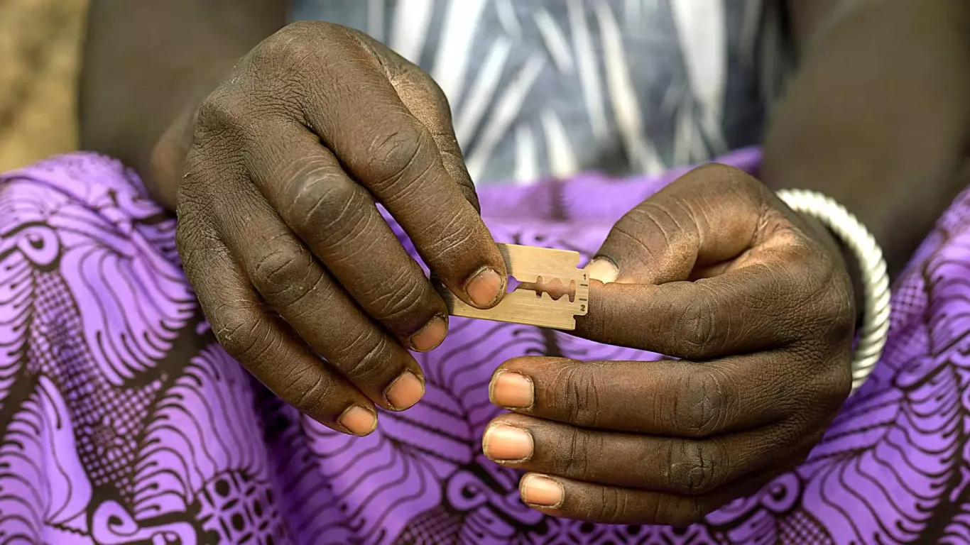 mutilación genital femenina