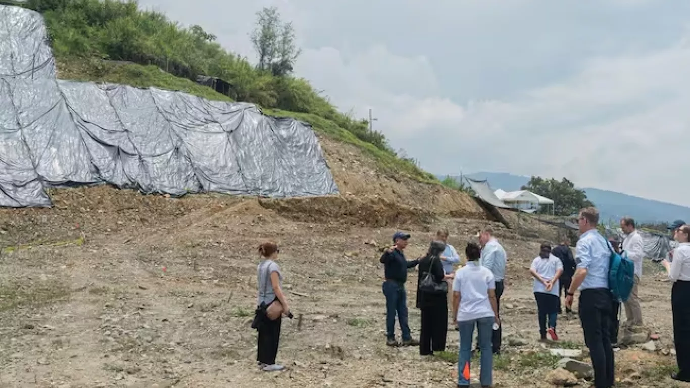 La escombrera Comuna 13 Medellin