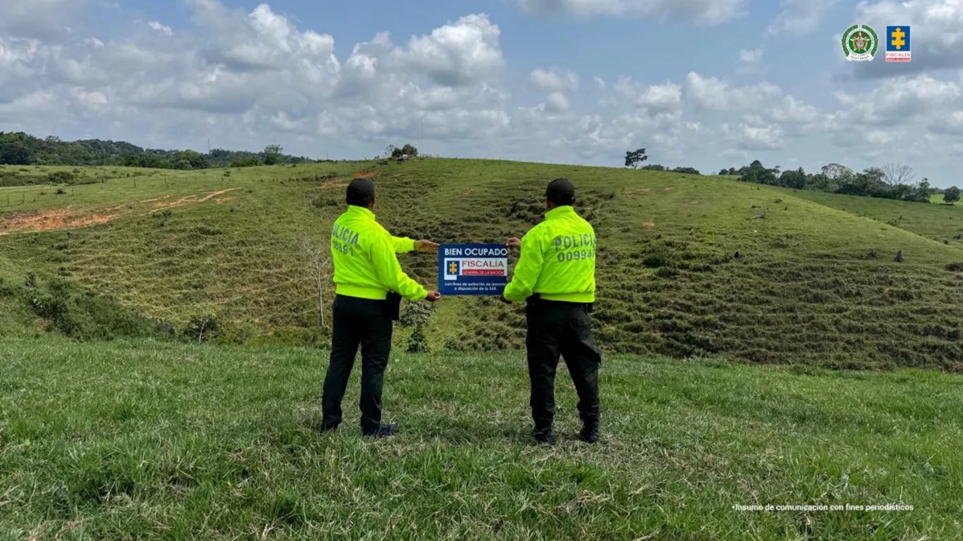 extinción de dominio a 30 bienes de cabecilla del Clan del Golfo 