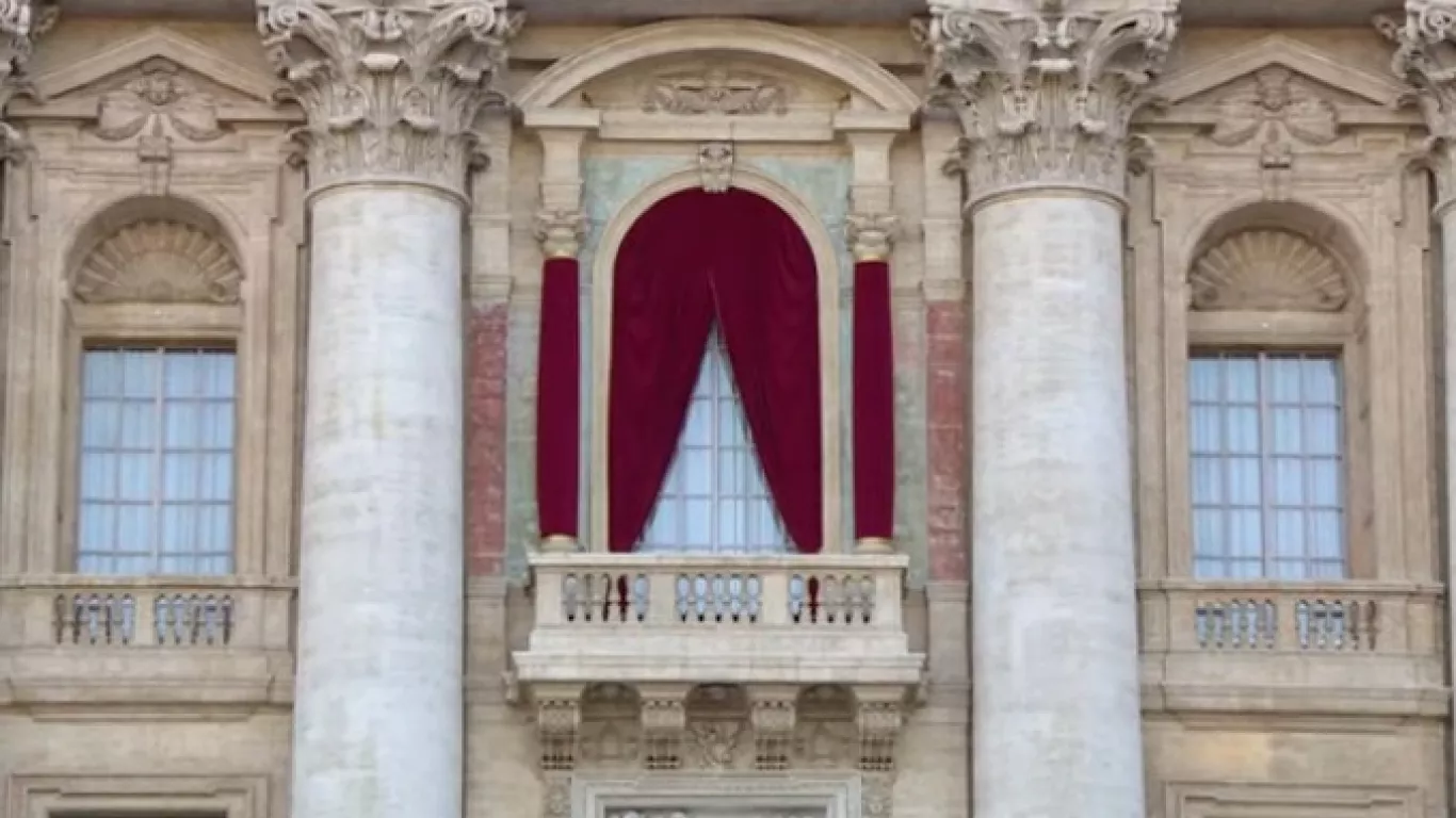 Fumata blanca en el Vaticano