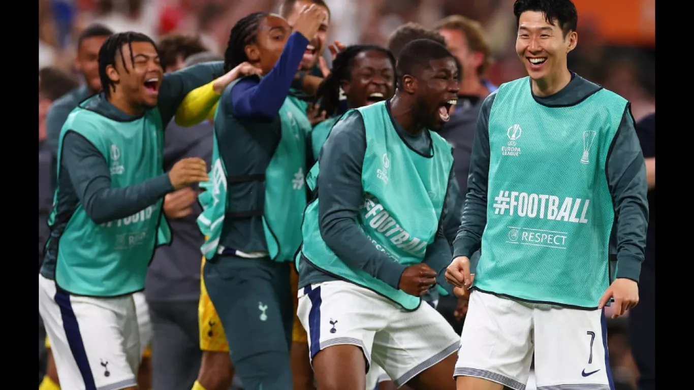 Tottenham campeón