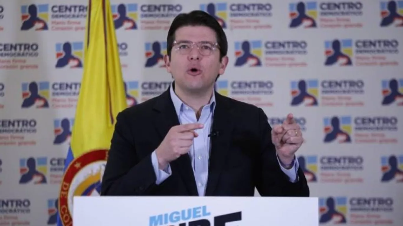 atentado miguel uribe