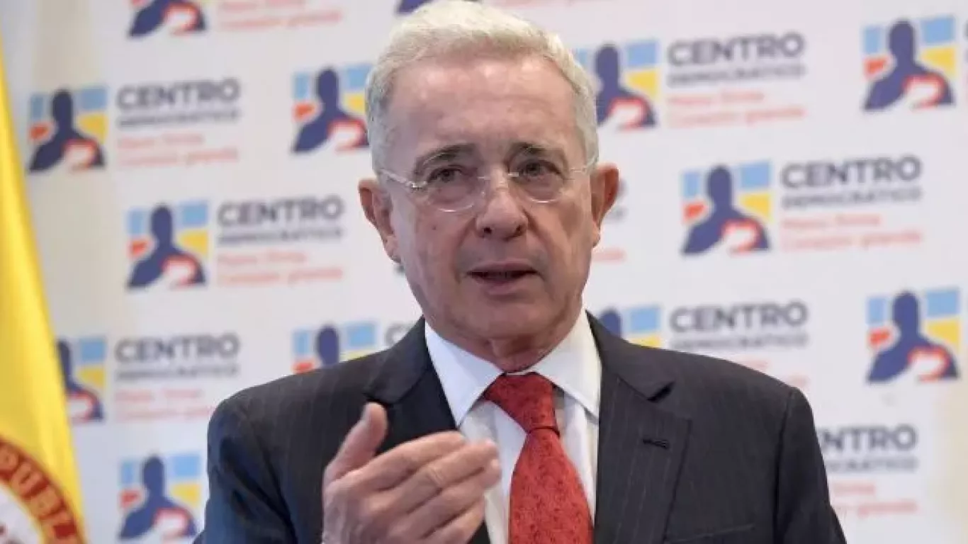 centro democratico pide reforzar seguridad a sus candidatos