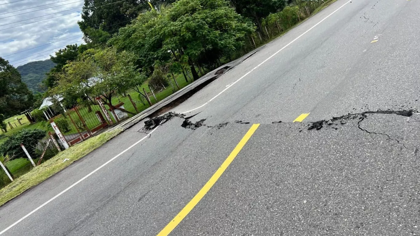 Grieta en tierra Paratebueno