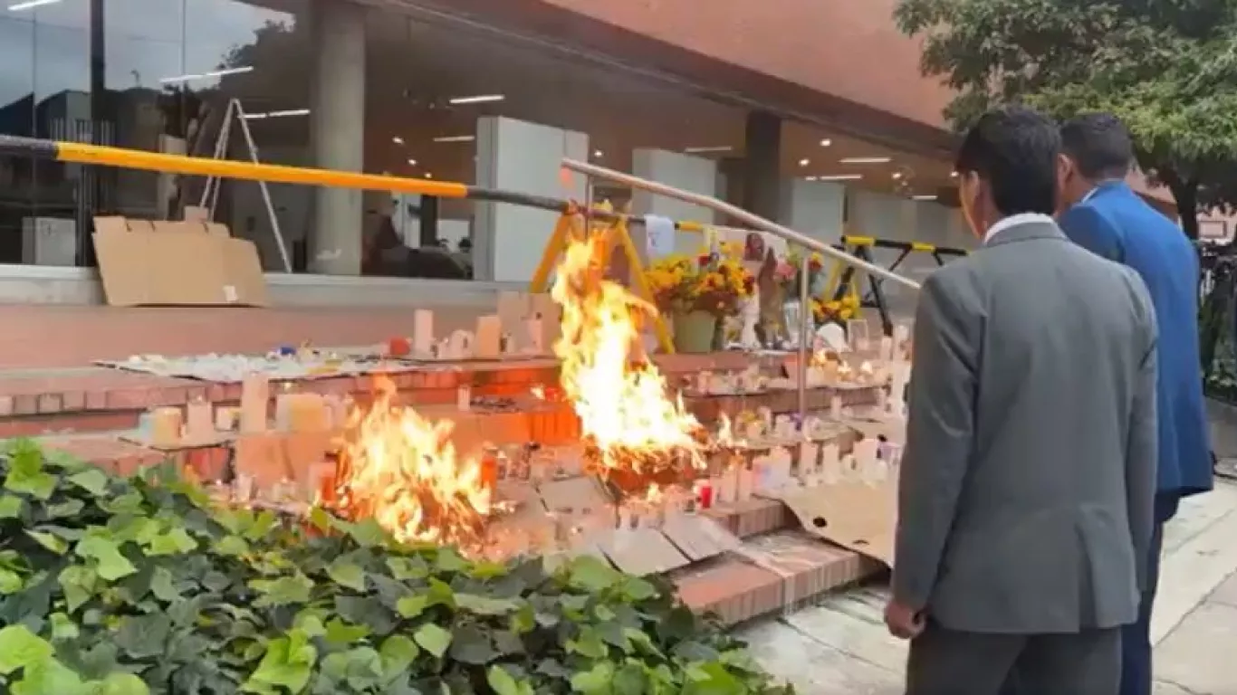 Incendio altar Fundación Santafe