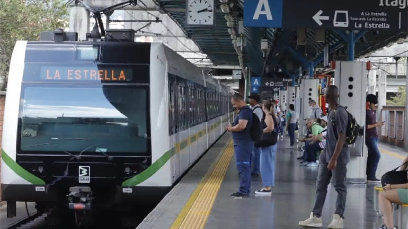 Metro de Medellin 25