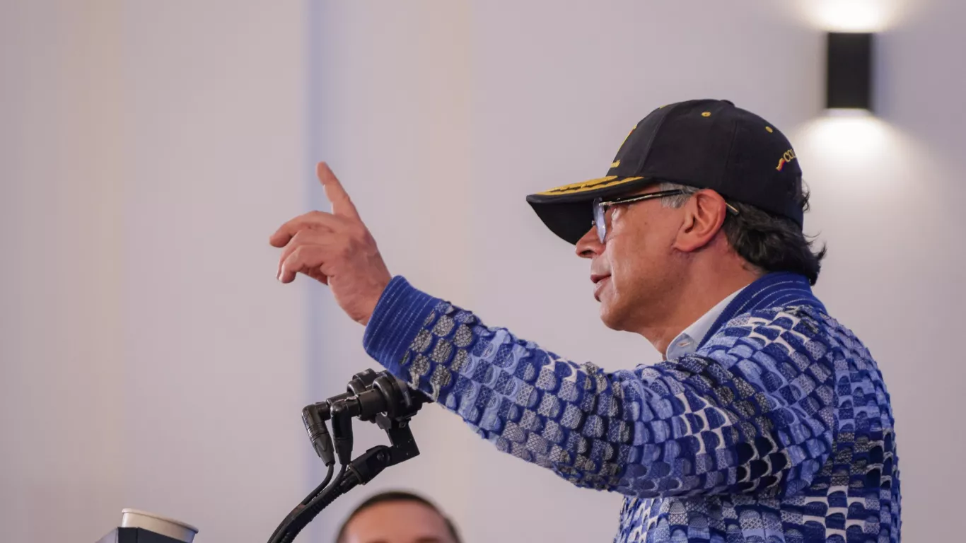 petro-instala-congreso