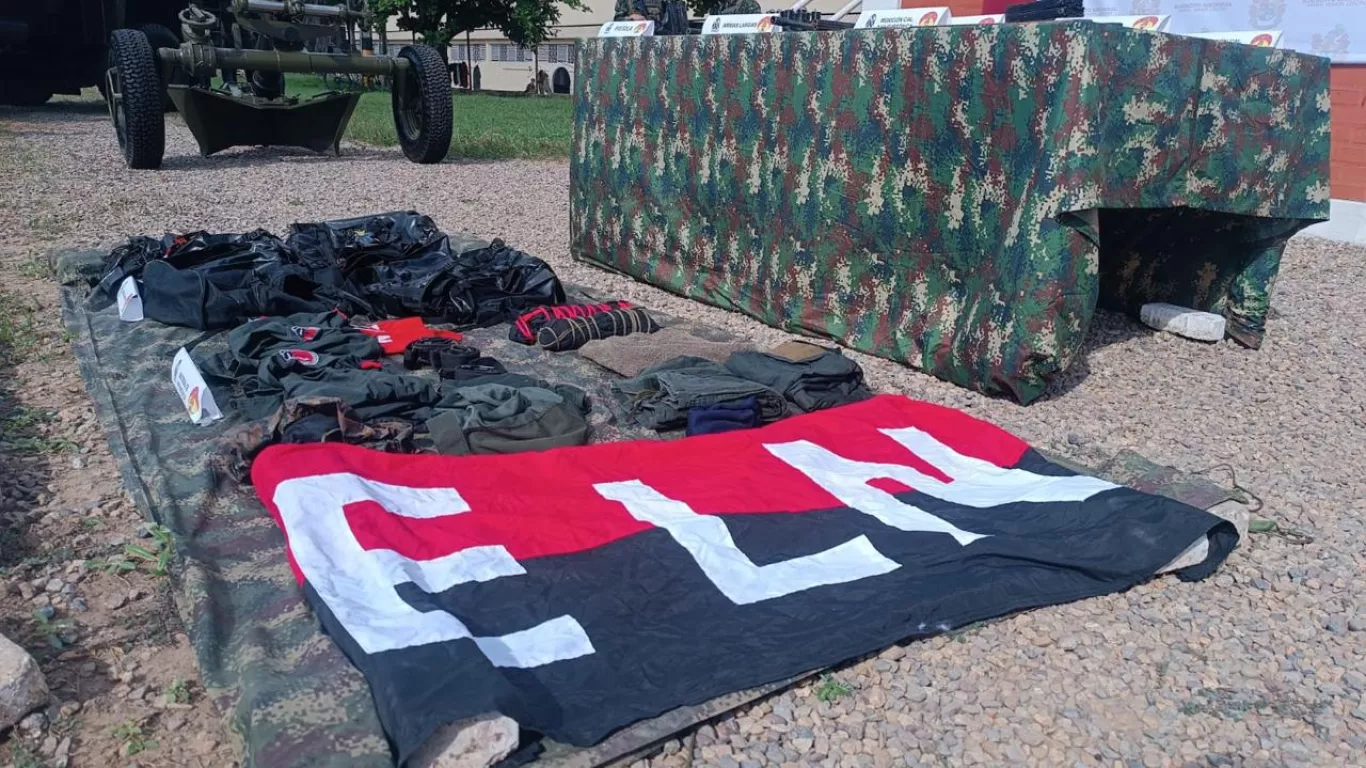 Bandera del ELN en captura e incautación 