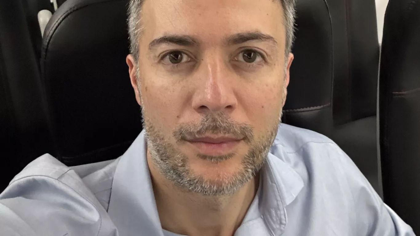 daniel quintero cuestiona continuidad en pacto historico