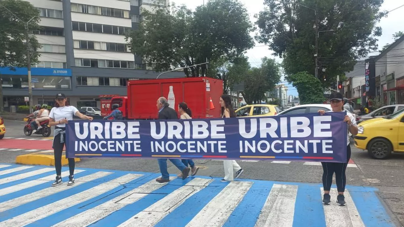 Marchas Uribe