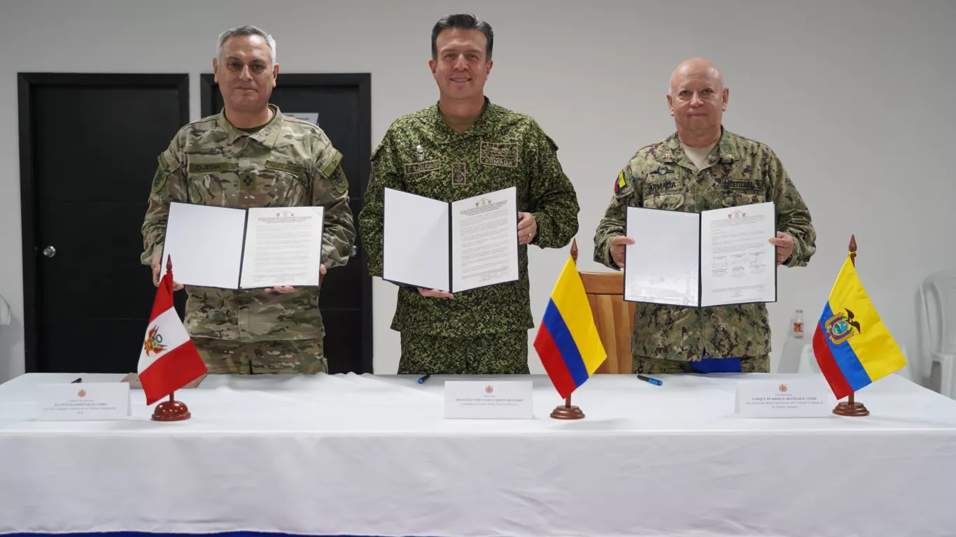 Fuerzas triple frontera