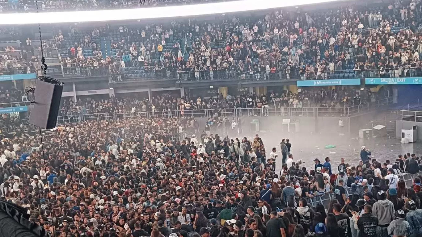 disturbios concierto damas gratis