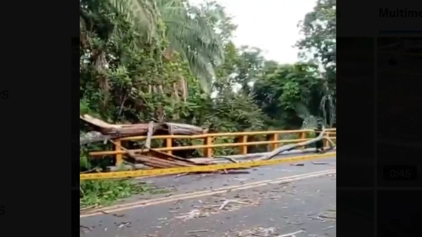 Accidente en la vía Neiva–Castilla, a la altura del puente La Bambuca